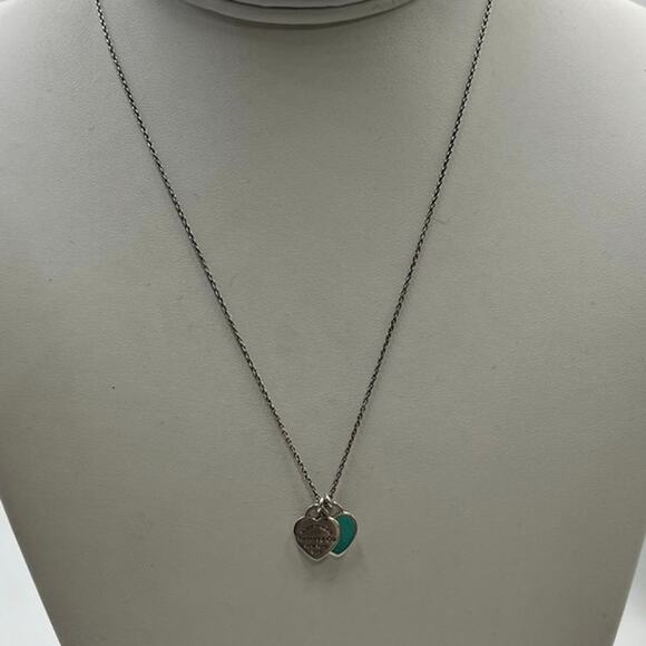 Tiffany & Co. Blue Enamel Mini Double Heart Tag Pendant Necklace Authenticated - Picture 1 of 10